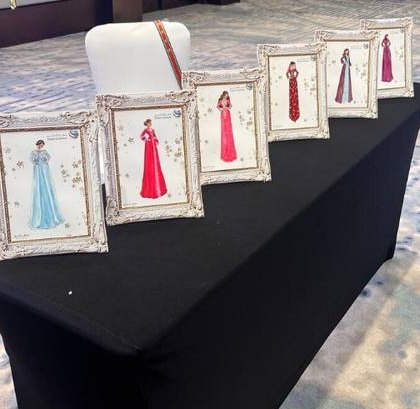 Dubai Customs: Framed illustrations for guests